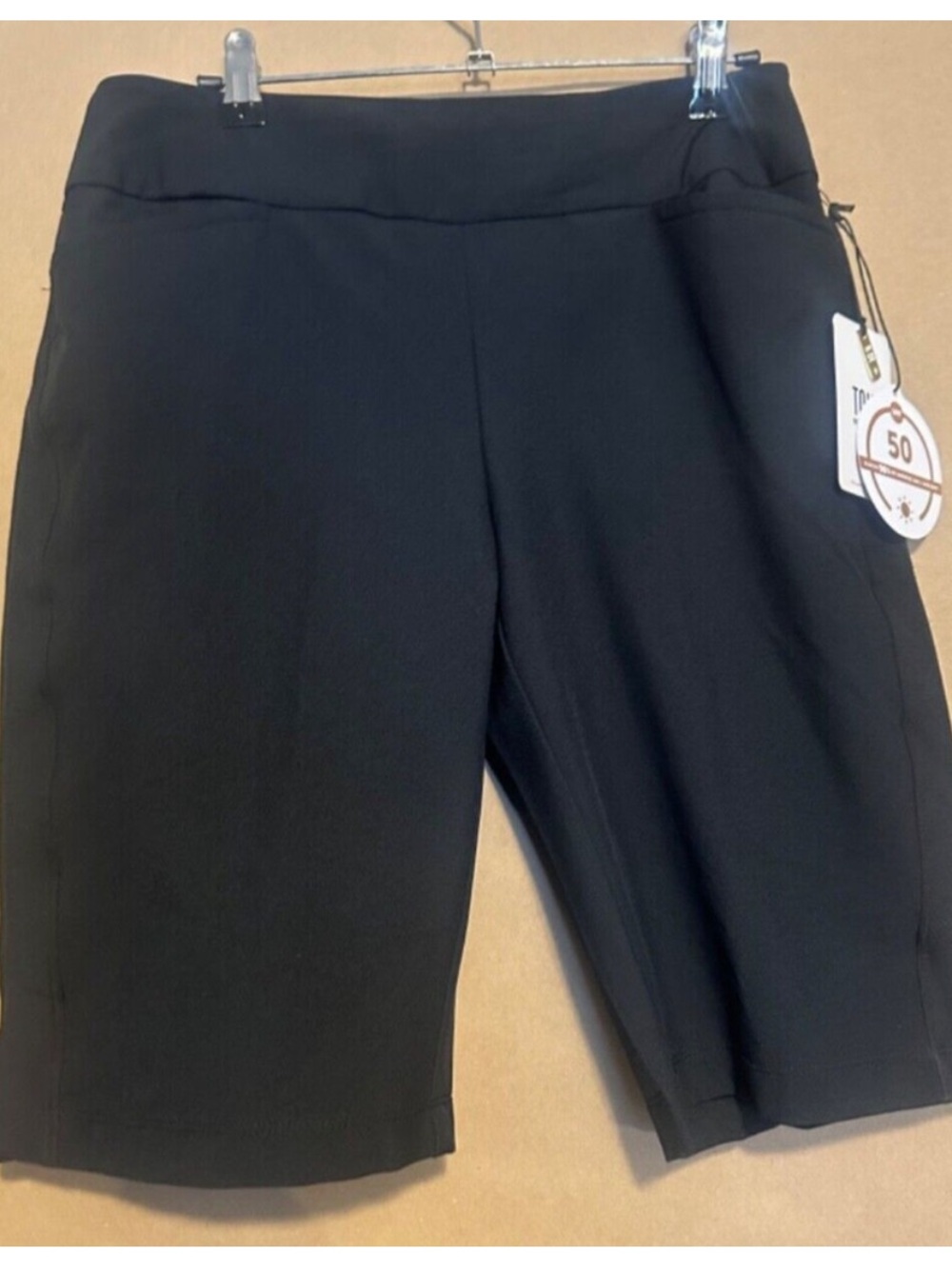 NWOT TAIL White Label Golf Shorts, pull-on, UPF 50+, Lightweight Stretch, 6